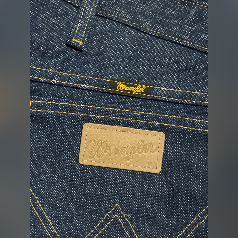 Wrangler Blue Bootcut Jeans with Rigid Denim - NWOT - Picture 4 of 12